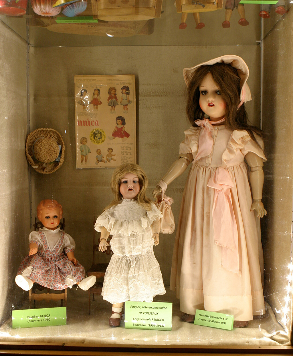 /medias/images/salle-jouets-belges/salle-jouets-belges-musee-jouet-enfant-ferrieres- - Musée du Jouet et de l'Enfant - Ferrières